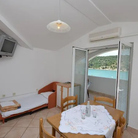 Apartment Zlatko Jadrtovac