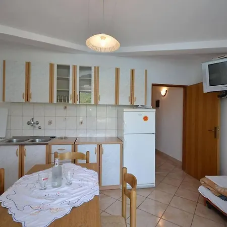 Apartment Zlatko *