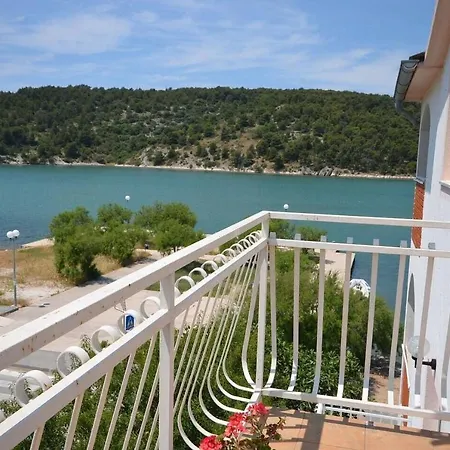 Apartment Zlatko *