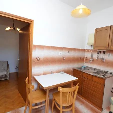 Zlatko Apartment
